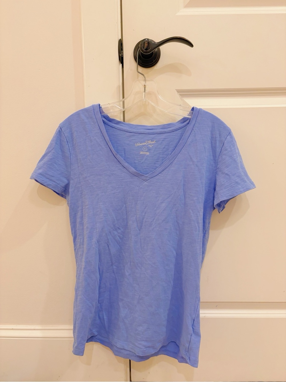 Target V Neck T Shirt Size M